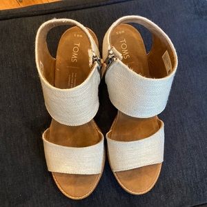 Toms Majorca Cutout Sandals, size 8.5